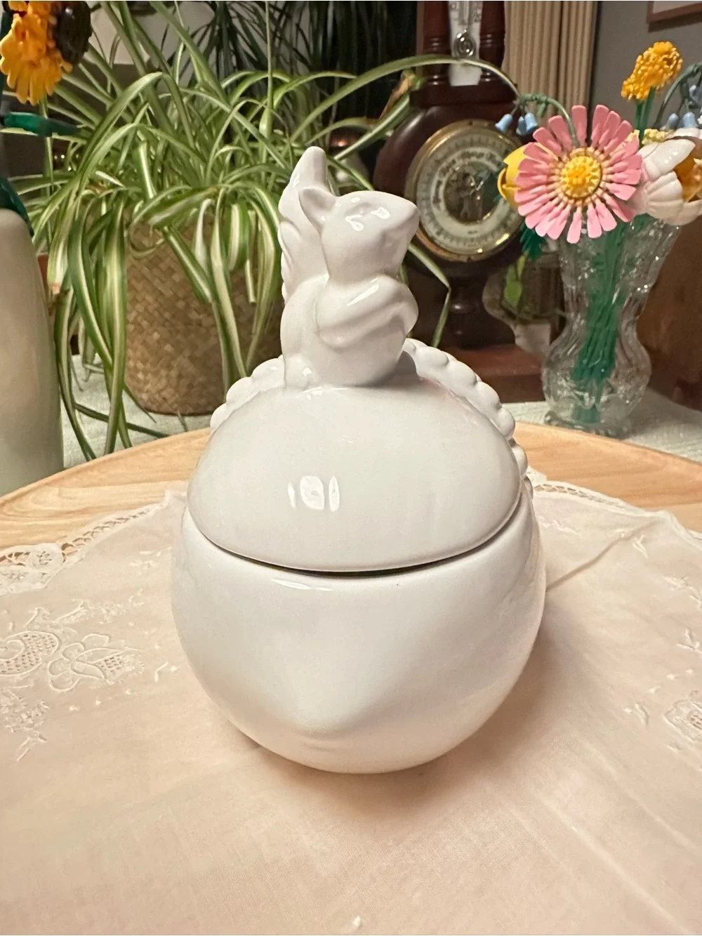 Elements White Ceramic Squirrel Acorn Cookie Jar Fall Woodland Decor